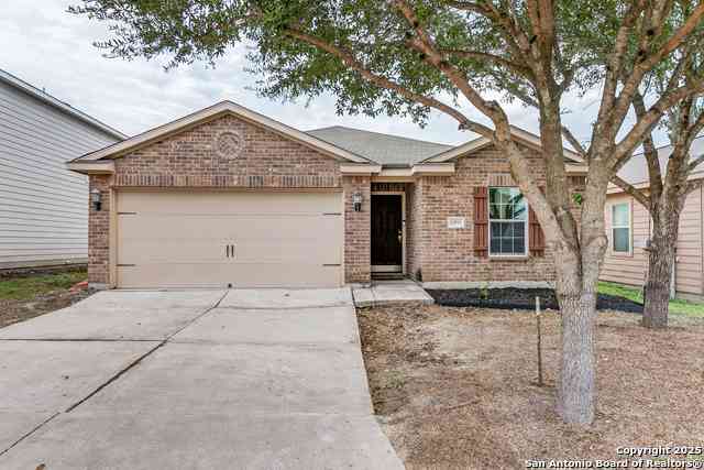 Homes For Sale - 12011 Luckey Vw<br/> San Antonio, TX 78252