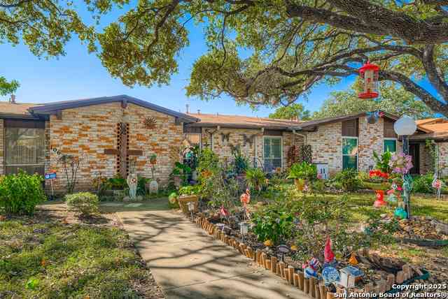 Townhouse For Sale - 108 Sunnyland<br/> San Antonio, TX 78228