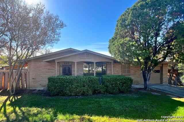 Homes For Sale - 322 Senova<br/> San Antonio, TX 78216