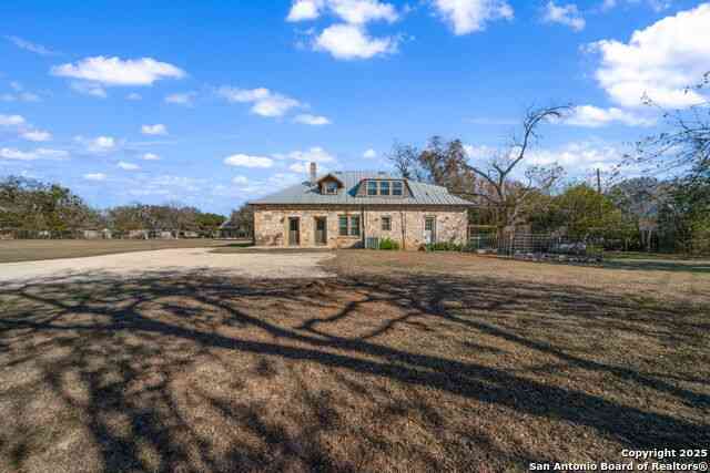 Homes For Sale - 108 Oak Bluff<br/> Boerne, TX 78006