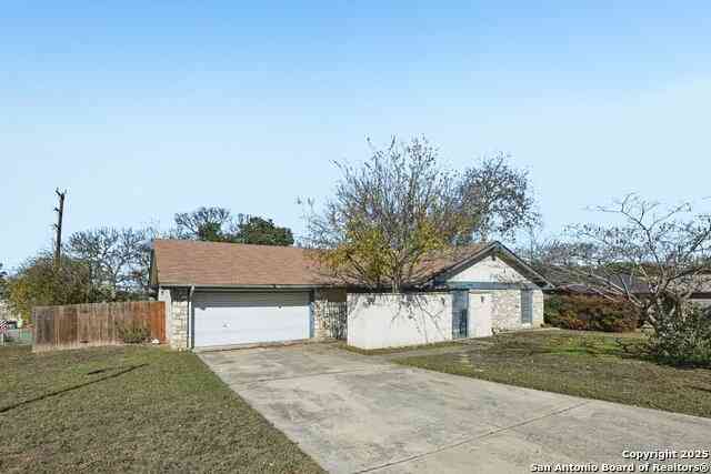 Homes For Sale - 8203 Phoenix<br/> Universal City, TX 78148