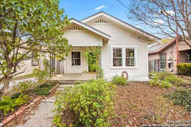 Homes For Sale - 1019 Saint James<br/> San Antonio, TX 78202