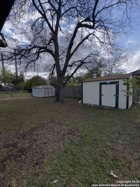 Homes For Sale - 115 Yolanda Dr<br/> San Antonio, TX 78228