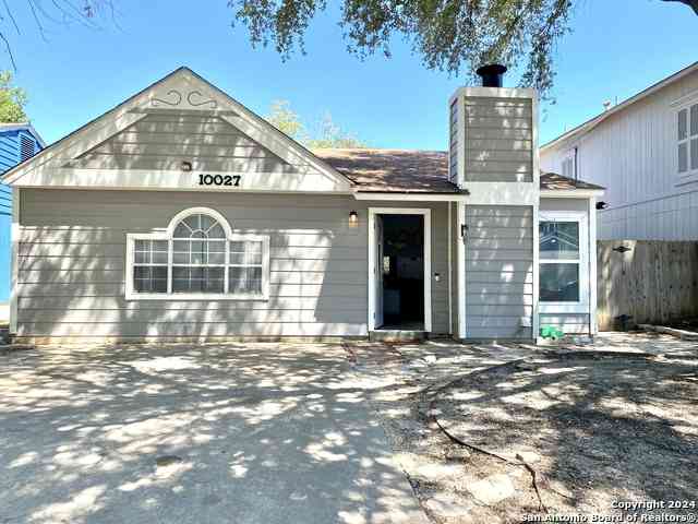 Homes For Sale - 10027 Birch Field Dr<br/> San Antonio, TX 78245