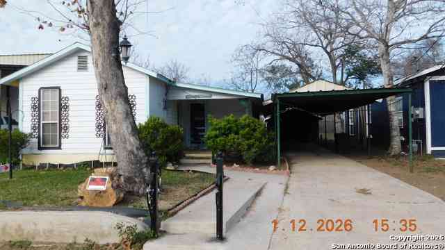 Homes For Sale - 522 Avenue B<br/> Poteet, TX 78065