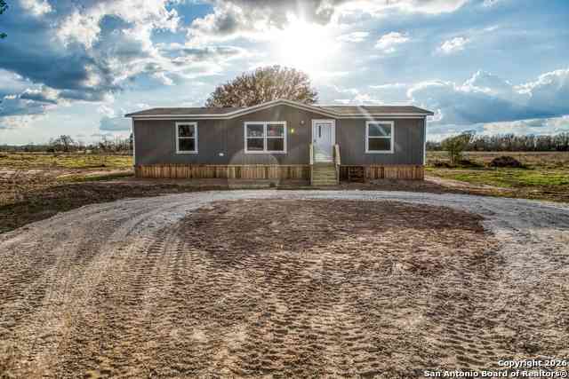 Mobile Home For Sale - 12180 Fm 1117<br/> Seguin, TX 78155