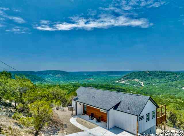 Homes For Sale - 460 Stenen Dr.<br/> Canyon Lake, TX 78133
