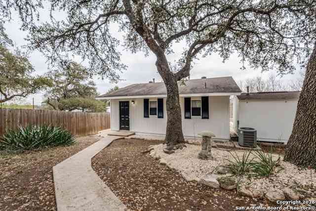 Homes For Sale - 505 Buckhorn<br/> Canyon Lake, TX 78133