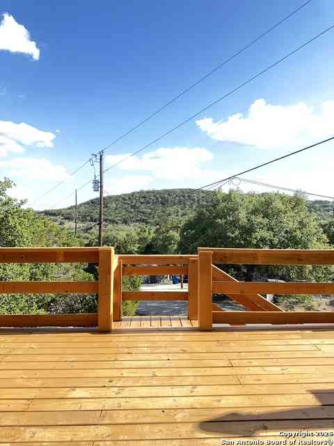Homes For Sale - 1060 Rockmoor<br/> Canyon Lake, TX 78133