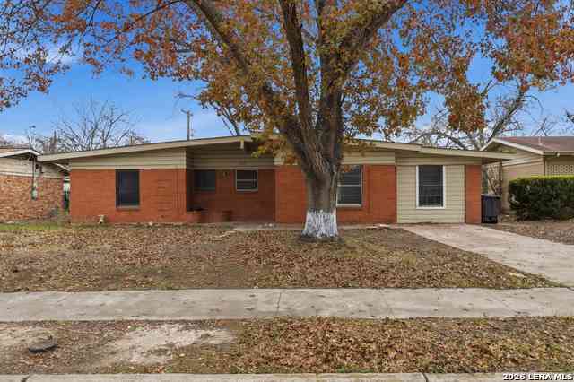 Homes For Sale - 4518 Bernadine Dr<br/> San Antonio, TX 78220
