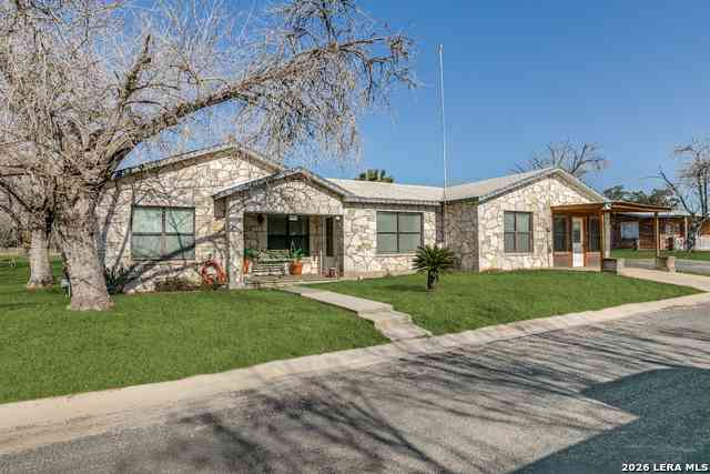 Homes For Sale - 501 Green St.<br/> Poth, TX 78147