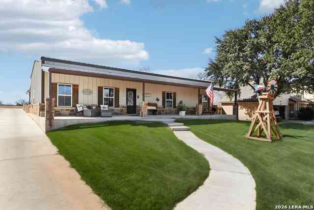 Homes For Sale - 418 Tailwind<br/> Seguin, TX 78155