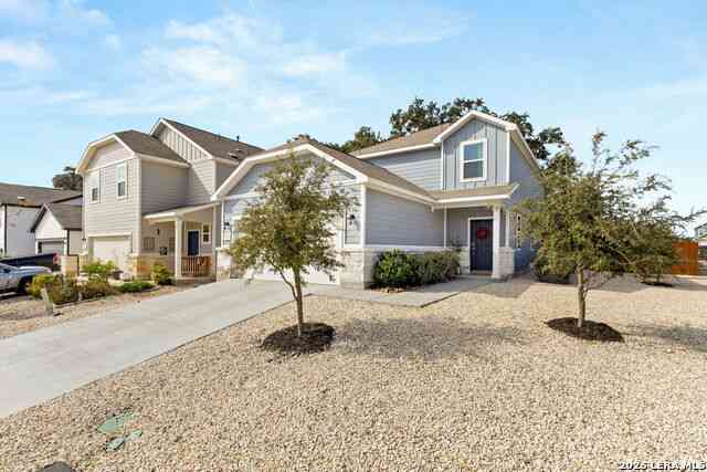 Homes For Sale - 175 Honey Oak<br/> New Braunfels, TX 78130