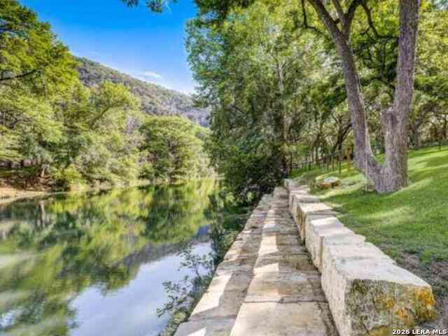 Homes For Sale - 1806 Ponderosa<br/> New Braunfels, TX 78132