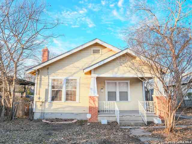 Homes For Sale - 1725 W Craig<br/> San Antonio, TX 78201