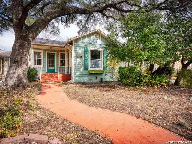 Homes For Sale - 2141 W Magnolia Avenue<br/> San Antonio, TX 78201