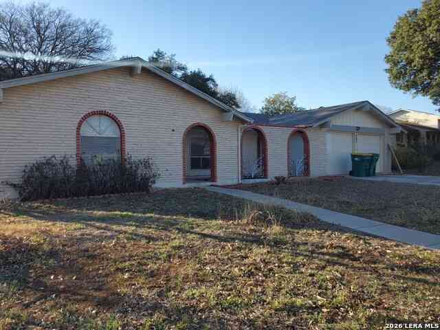 Homes For Sale - 303 Cordoba Dr<br/> Universal City, TX 78148