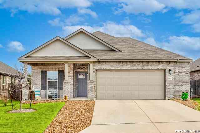 Homes For Sale - 1910 Esplanade<br/> New Braunfels, TX 78130