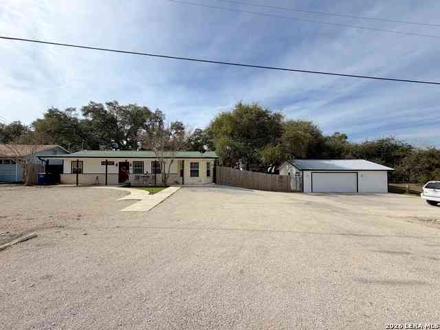 Homes For Sale - 301 Canyon Edge<br/> Canyon Lake, TX 78133