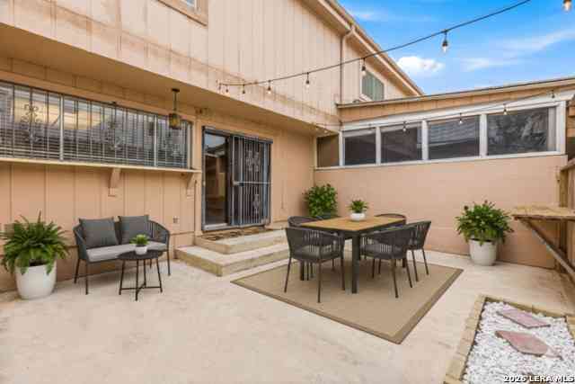 Townhouse For Sale - 6746 Crown Ridge<br/> San Antonio, TX 78239