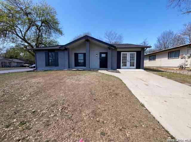 Homes For Sale - 7913 Dry Canyon<br/> Live Oak, TX 78233