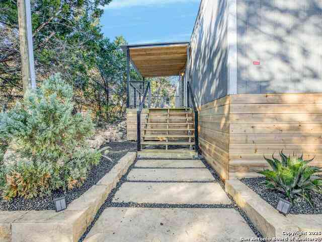 Mobile Home For Sale - 1230 Greenbriar<br/> Comal County, Canyon Lake, TX 78133