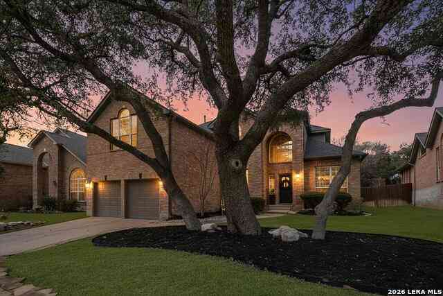 Homes For Sale - 823 Peg Oak<br/> San Antonio, TX 78258