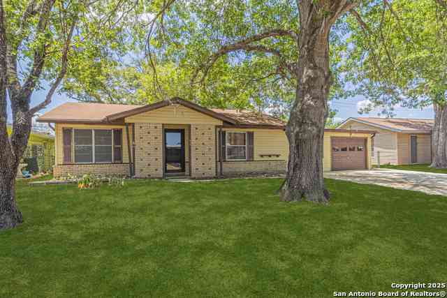Homes For Sale - 638 Prestwick Blvd Unit 1<br/> San Antonio, TX 78223
