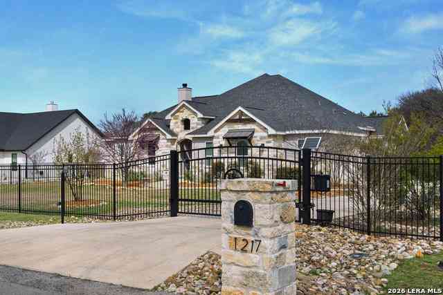 Homes For Sale - 1217 Paladin Trail<br/> Spring Branch, TX 78070