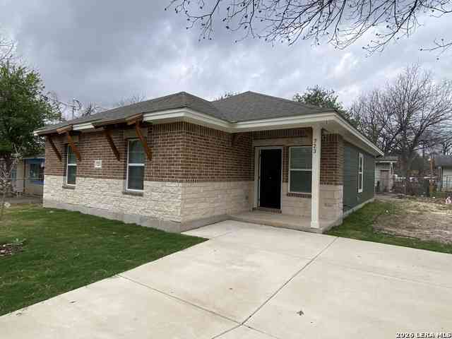 Homes For Sale - 723 S San Bernardo Ave<br/> San Antonio, TX 78237