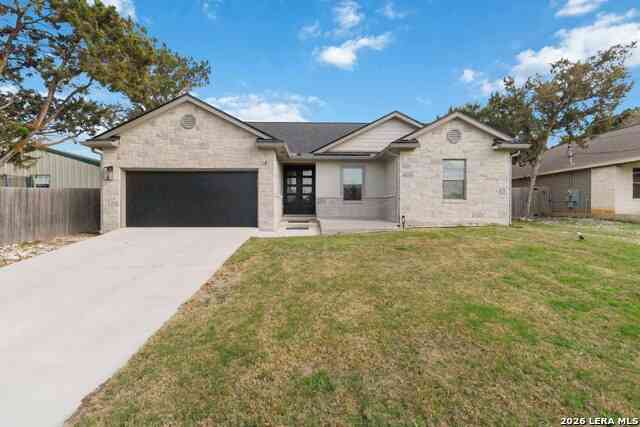 Homes For Sale - 570 Forest Crest<br/> Canyon Lake, TX 78133