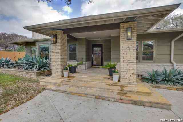 Homes For Sale - 664 California<br/> New Braunfels, TX 78130