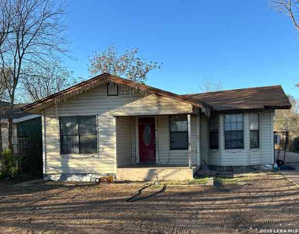 Homes For Sale - 3719 W Travis St<br/> San Antonio, TX 78207