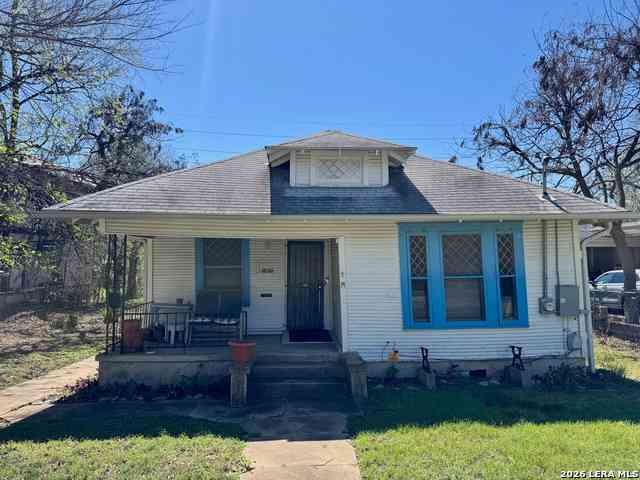 Homes For Sale - 1005 E 13th<br/> Austin, TX 78702