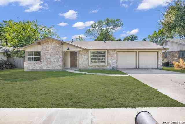 Homes For Sale - 6410 Stable Road<br/> Bexar County, Leon Valley, TX 78240