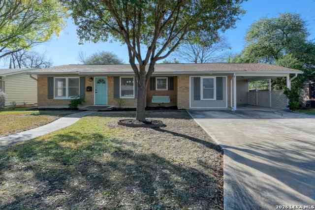 Homes For Sale - 118 Bethany<br/> San Antonio, TX 78201