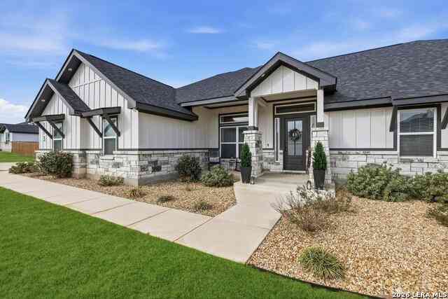 Homes For Sale - 113 Hondo Dr<br/> Wilson County, La Vernia, TX 78121