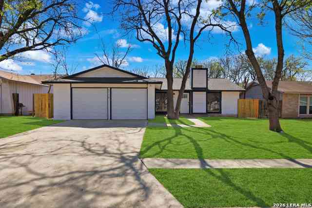 Homes For Sale - 6118 Hopes Ferry<br/> San Antonio, TX 78233