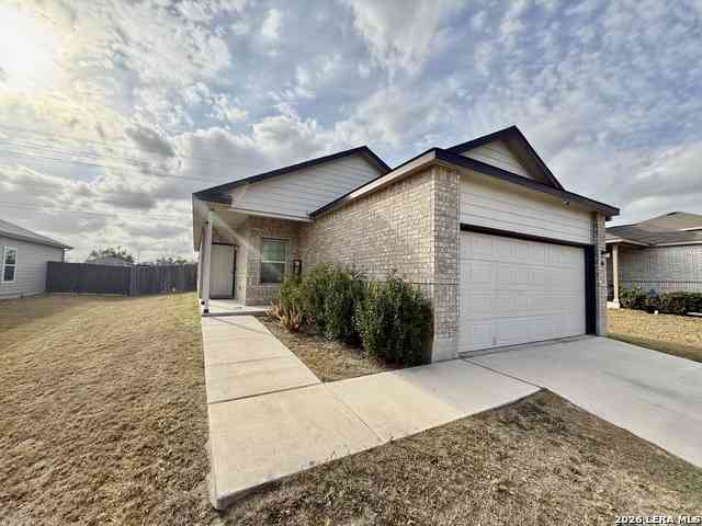 Homes For Sale - 204 Broken Antler<br/> San Antonio, TX 78253