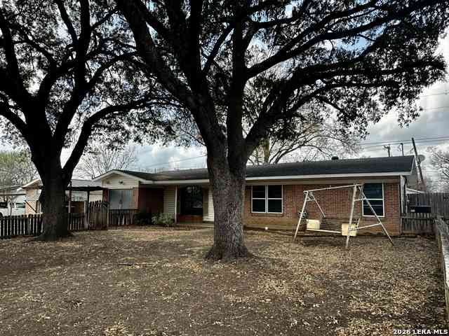 Homes For Sale - 219 Goodhue<br/> San Antonio, TX 78218