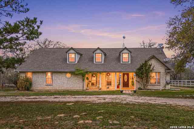 Homes For Sale - 837 Paddy Rd<br/> Wilson County, Floresville, TX 78114