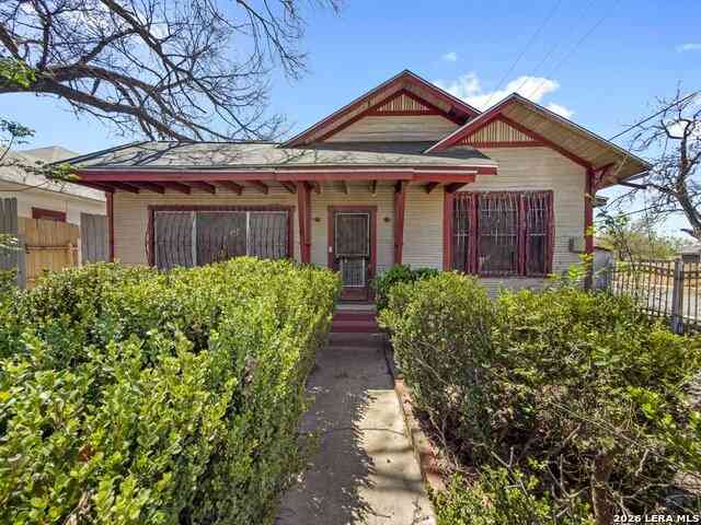 Homes For Sale - 2922 Buena Vista St<br/> San Antonio, TX 78207