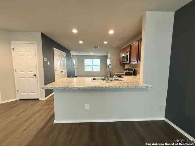 Homes For Sale - 8114 Apex Vw<br/> San Antonio, TX 78244