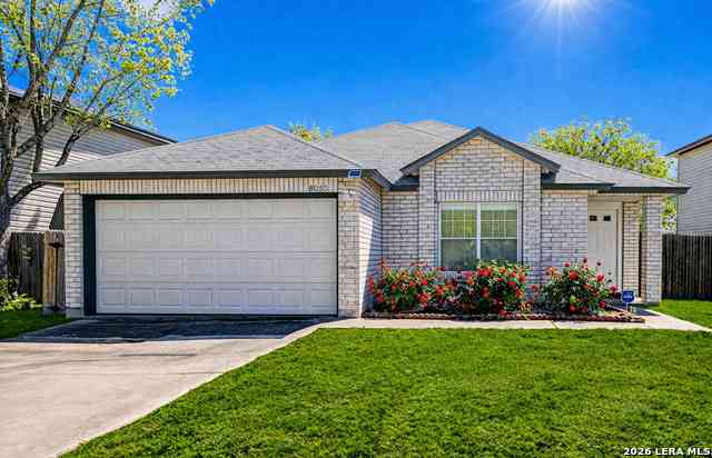 Homes For Sale - 8050 Chestnut Cape<br/> Converse, TX 78109