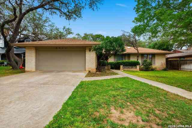 Homes For Sale - 2511 Heather Path<br/> San Antonio, TX 78232