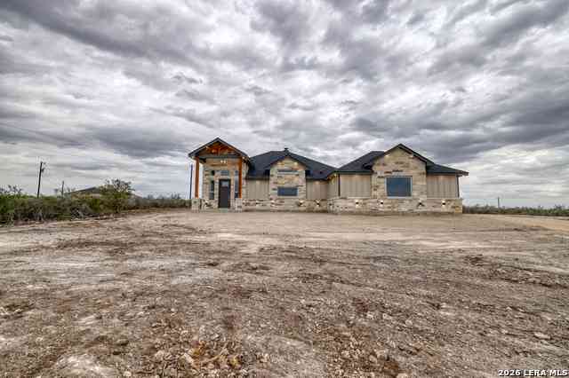 Homes For Sale - 22 Greystone Hills Circle<br/> Uvalde, TX 78801