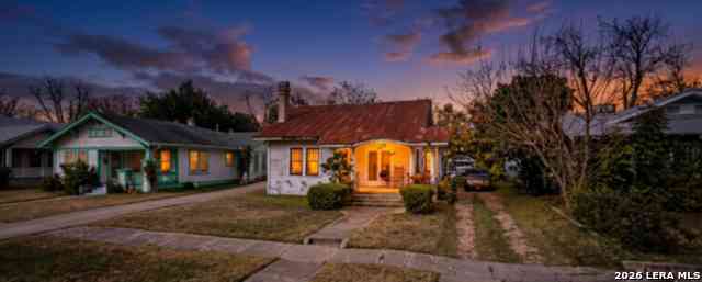 Homes For Sale - 717 Kayton<br/> San Antonio, TX 78210