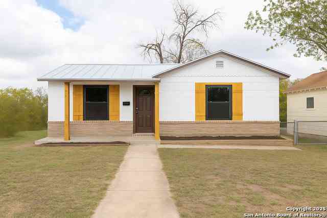 Homes For Sale - 2307 Hicks<br/> San Antonio, TX 78210