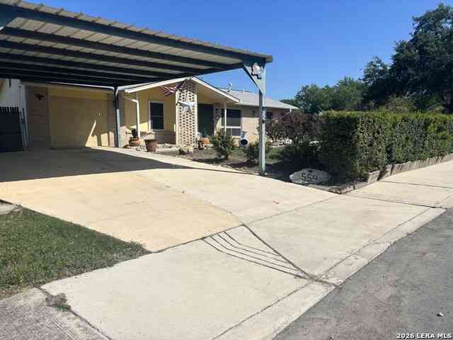 Homes For Sale - 559 S Hatfield Street<br/> San Antonio, TX 78227