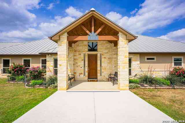 Homes For Sale - 830 Camino Cantera<br/> Boerne, TX 78006